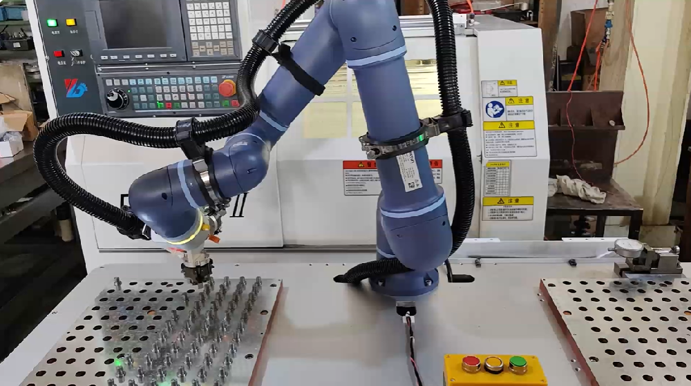 Máquina Herramienta ESTUN Carga & Solución de descarga: maximizar el rendimiento, la precisión y la agilidad